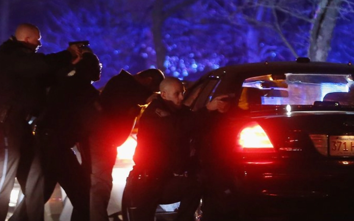 夢見被警察追捕 心理