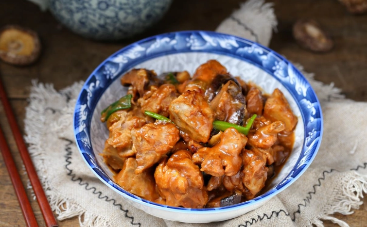 芋頭雞肉煲做法