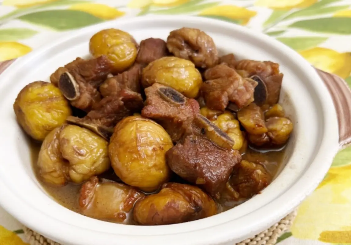 蠔油栗子炆排骨 做法