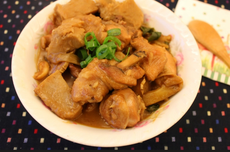 芋頭椰汁炆雞 食譜