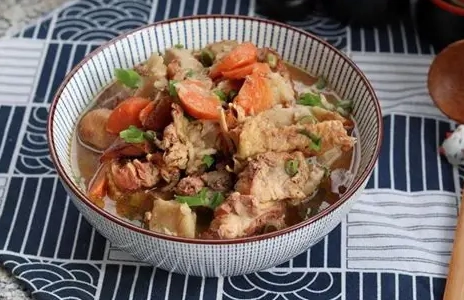 芋頭雞肉煲食譜