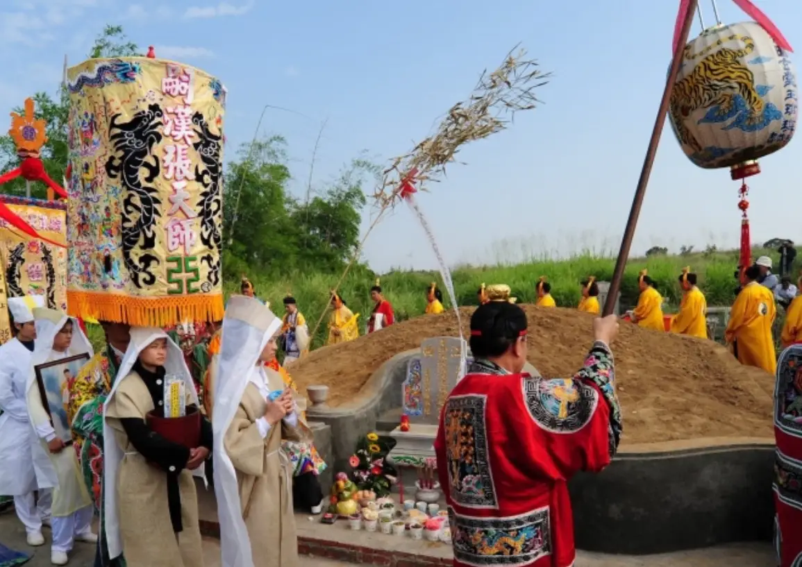 夢見已故母親去世