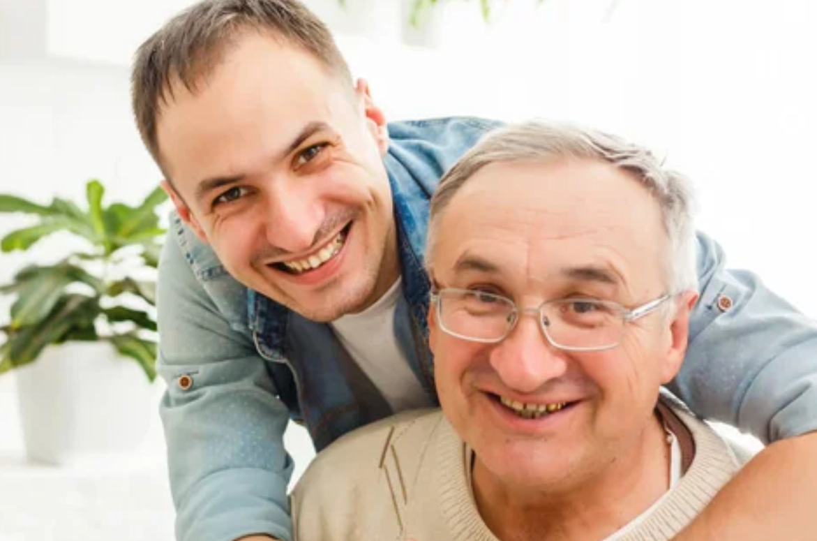 夢見過世的父親微笑