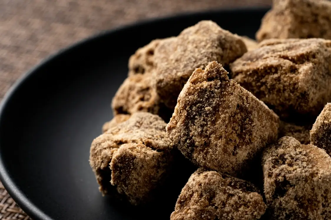 沖繩黑糖產地全攻略：探索正宗黑糖源頭與購買秘訣