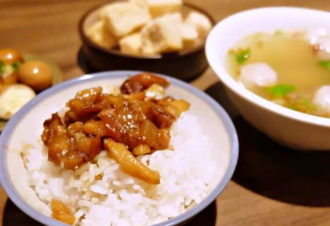 萬華滷肉飯周吉良