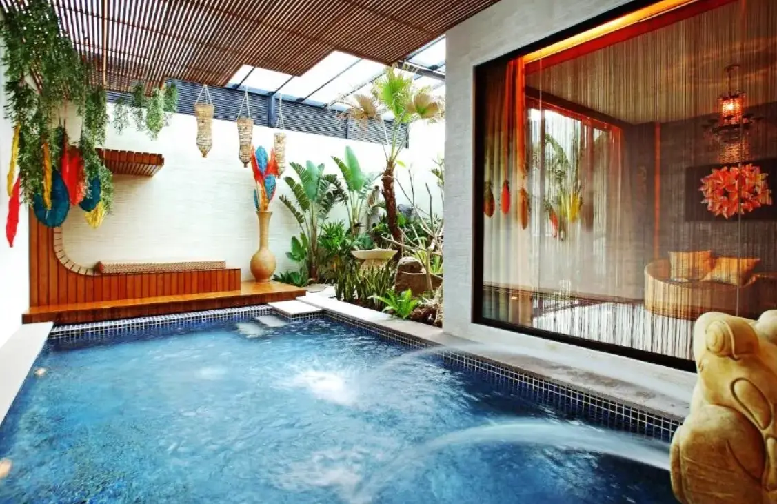 台南泳池汽車旅館