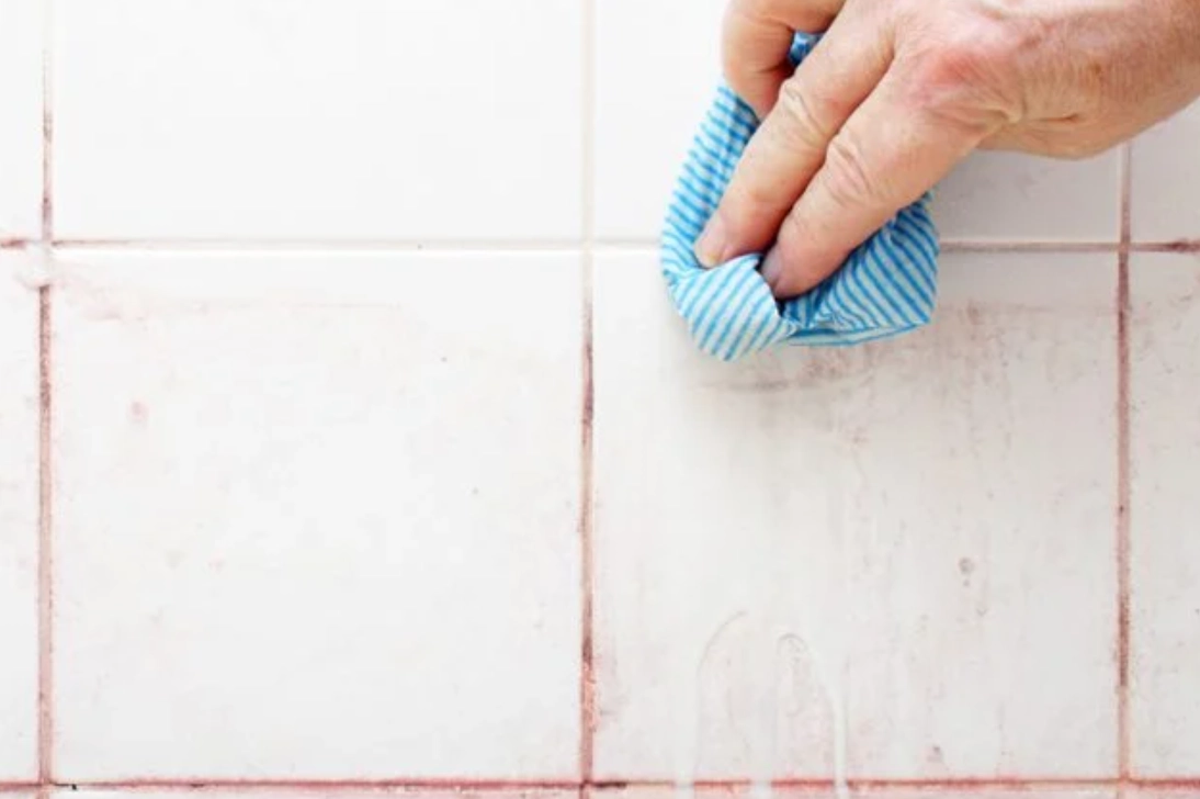 粉紅色水垢清潔 粉紅色水垢清潔