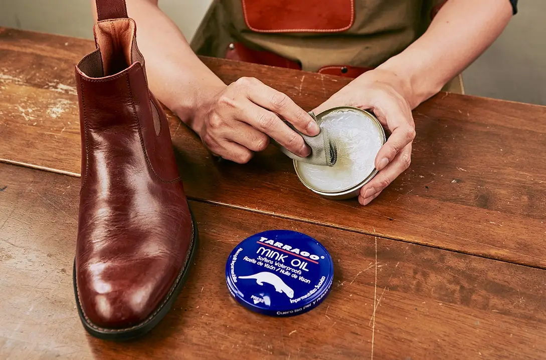 皮鞋發霉凡士林