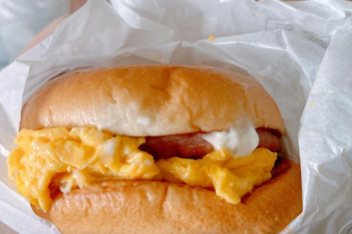 麥當勞炒雙蛋脆雞包 蛋白質