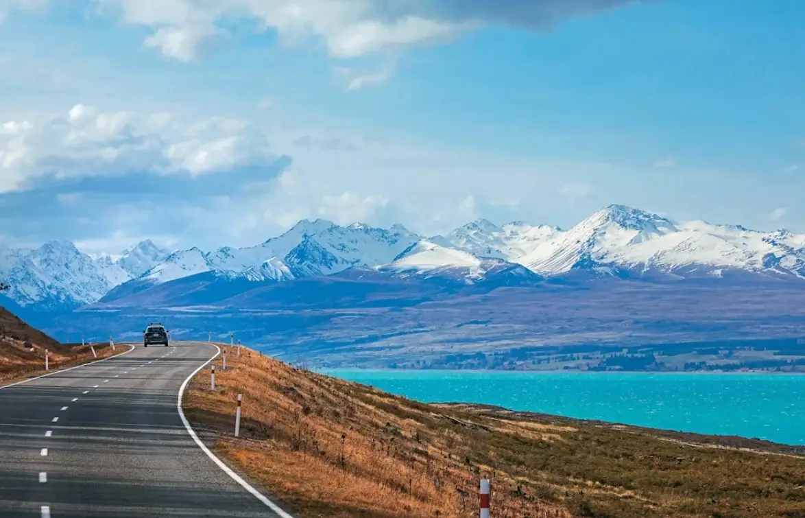 紐西蘭自由行自駕全攻略：路線規劃、右駕技巧與私房景點