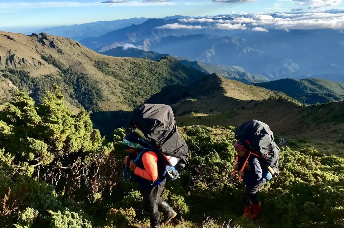 登山背包調整 登山背包調整