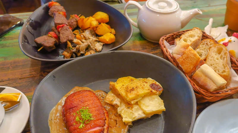 胡志明市法式餐廳