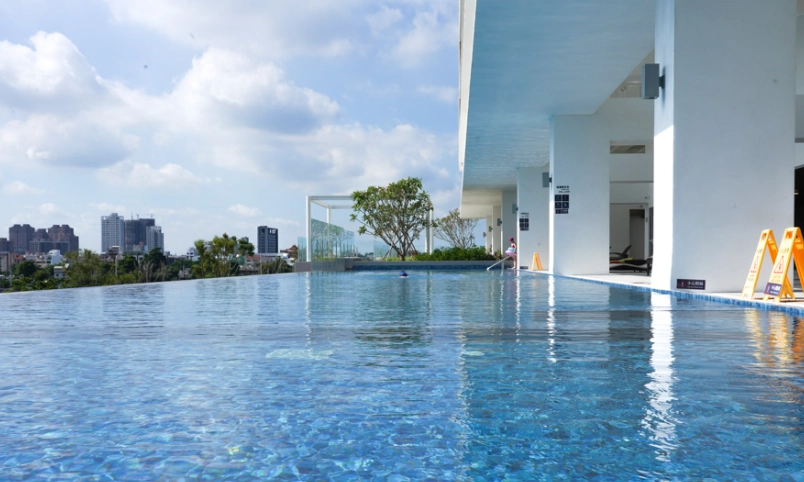 無邊際泳池飯店