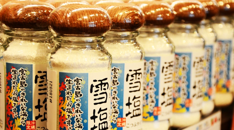 沖繩雪鹽終極指南：從挑選秘訣到料理應用，一次搞懂這款夢幻鹽