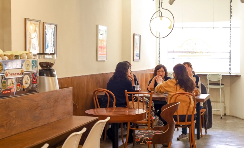 桃園火車站附近咖啡