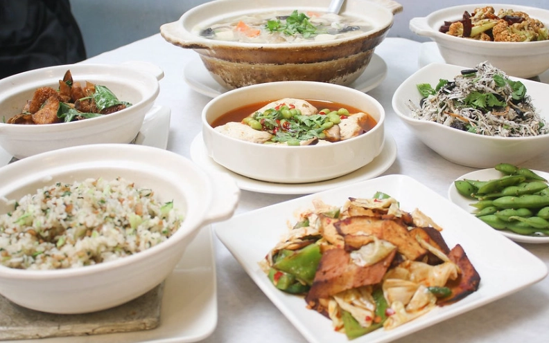 台南素食吃到飽推薦：資深食客的5間私房名單與實用攻略