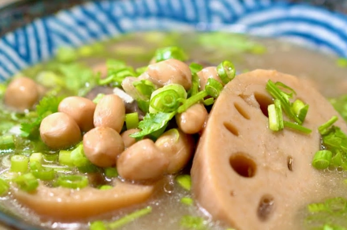 蓮藕煮湯