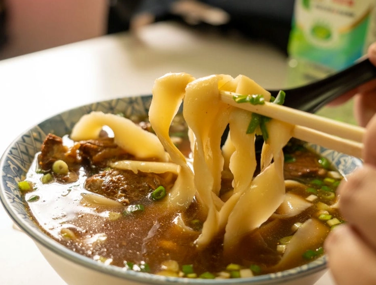 牛肉刀削麵熱量