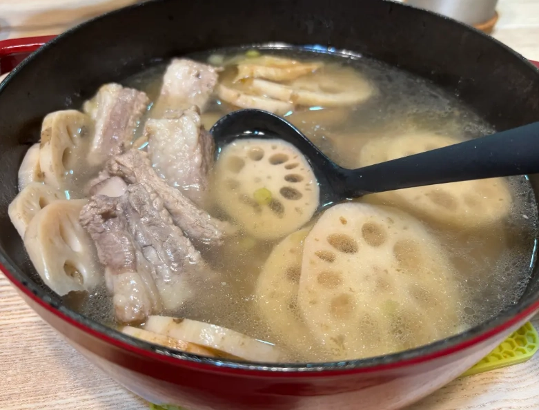 蓮藕變黑
