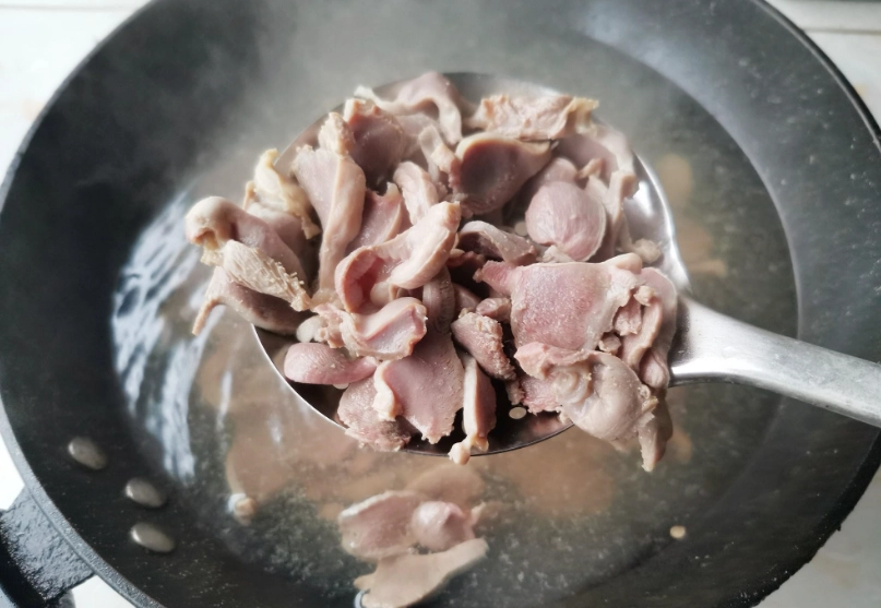 雞胗要煮多久才會軟 雞胗要煮多久才會軟