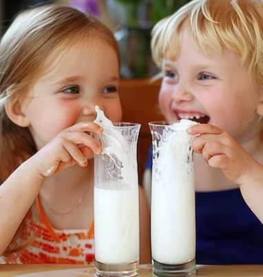 空腹喝牛奶肚子痛