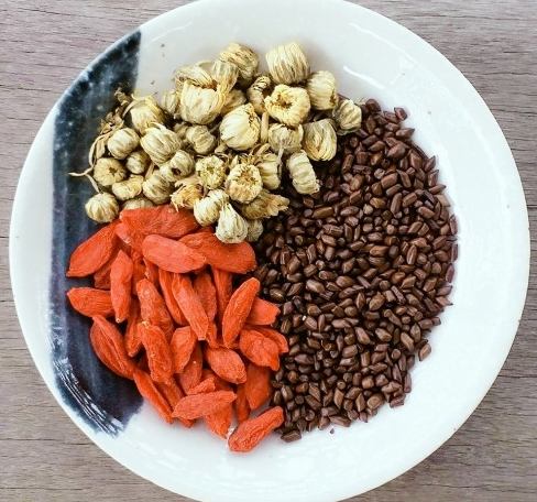 菊花枸杞茶好處