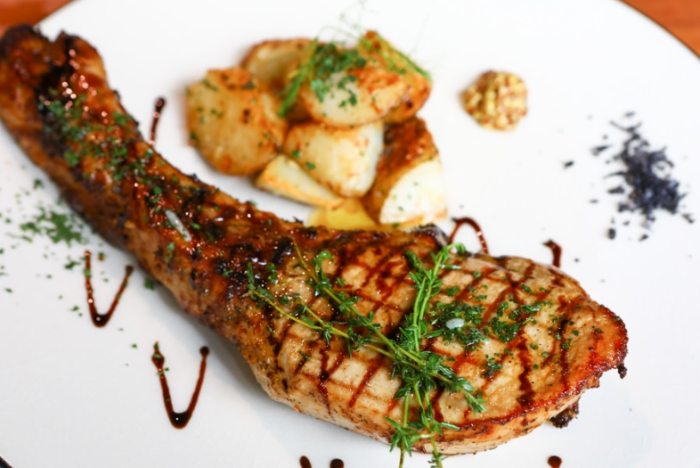 異國料理自助餐