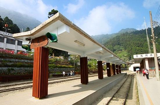 奮起湖開車路況