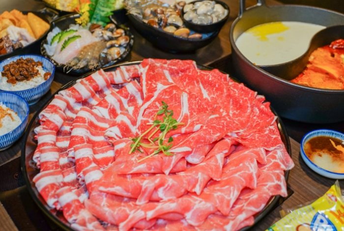 重慶南路上火鍋店