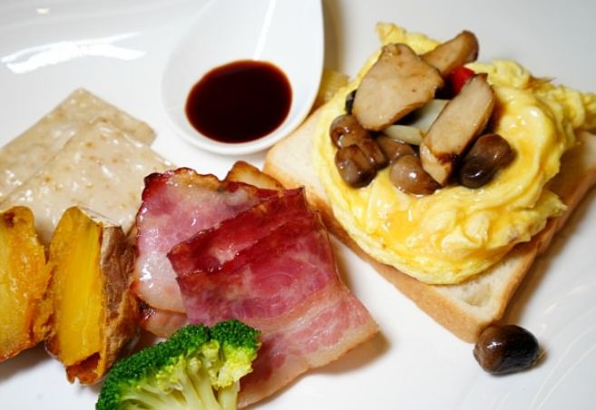 雀客旅館美食指南