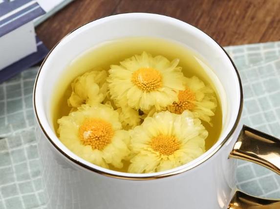 菊花茶降低膽固醇