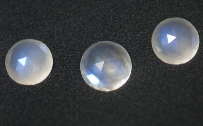 藍月光石真伪鉴定 藍月光石真伪鉴定