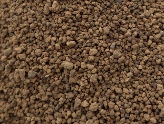 赤玉土使用問題