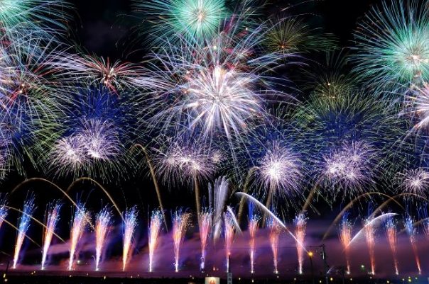 大曲花火大会 日程 大曲花火大会 日程