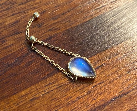 如何分辨藍月光石真假 如何分辨藍月光石真假