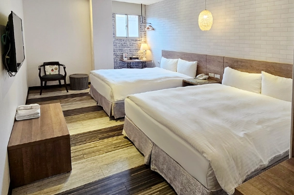 雀客旅館宜蘭羅東