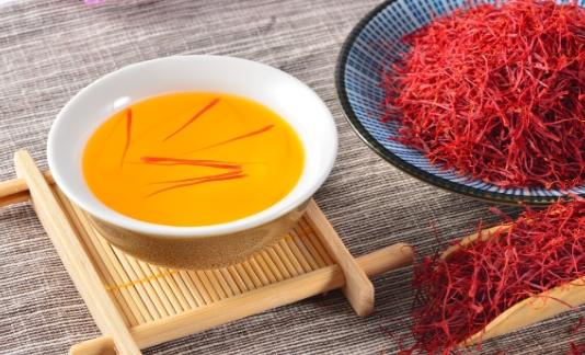 藏紅花可以用熱水泡嗎 藏紅花可以用熱水泡嗎
