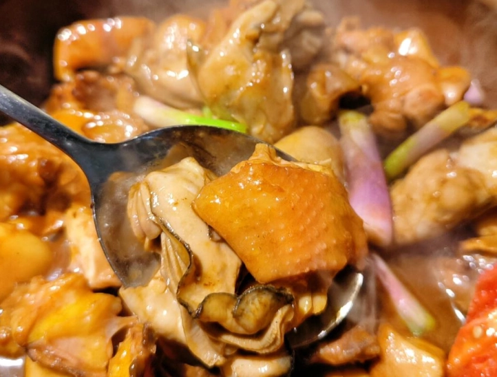 蠔油炆雞