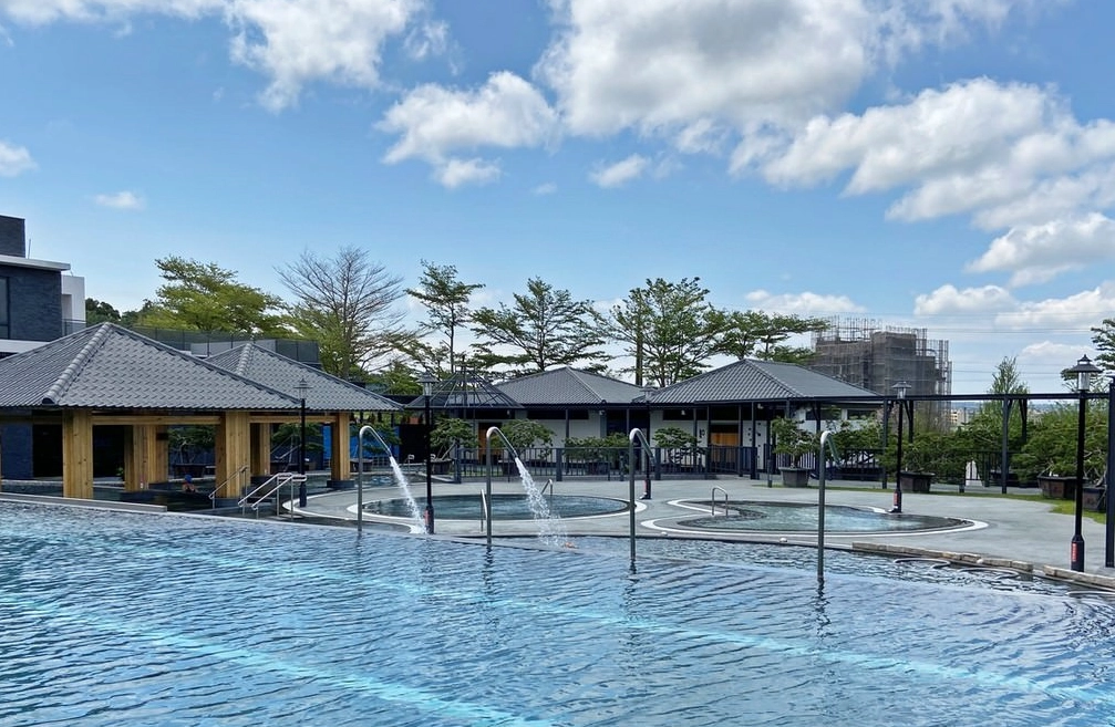 苗栗民宿泳池