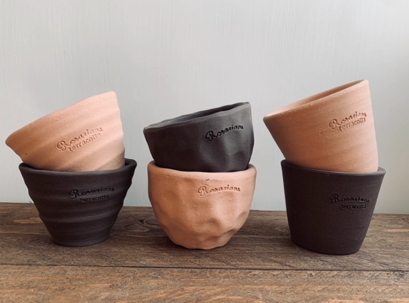 陶瓷花盆透氣性