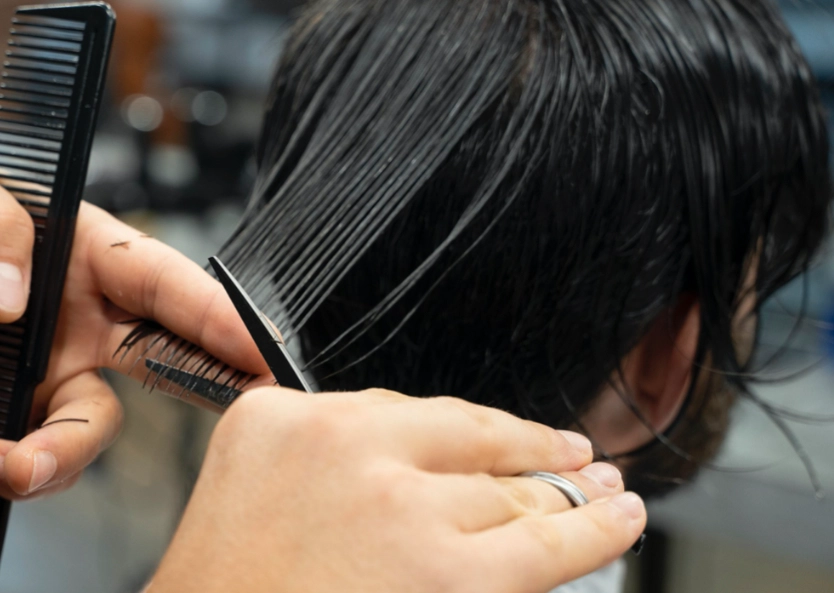 剪短髮夢境解析