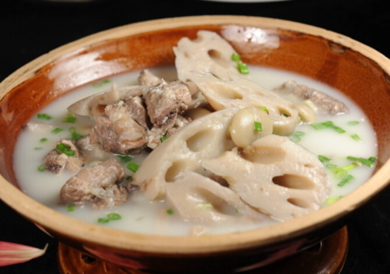 蓮藕雞肉湯 功效
