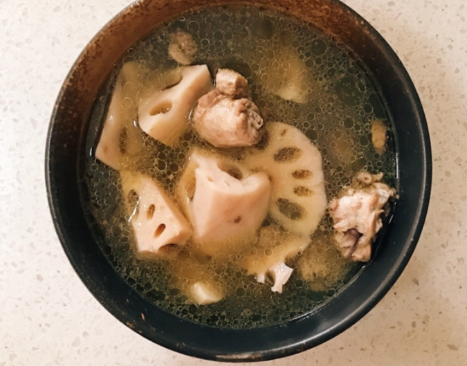 蓮藕雞肉湯 食譜