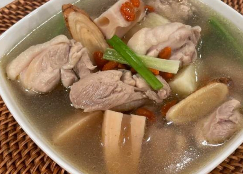 蓮藕山藥雞湯 食譜