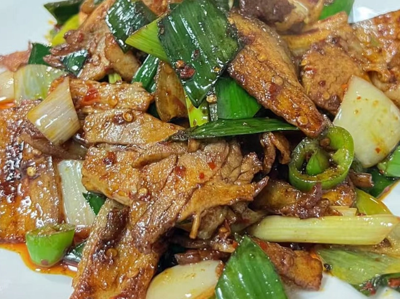 蒜苗回鍋肉 蒜苗回鍋肉