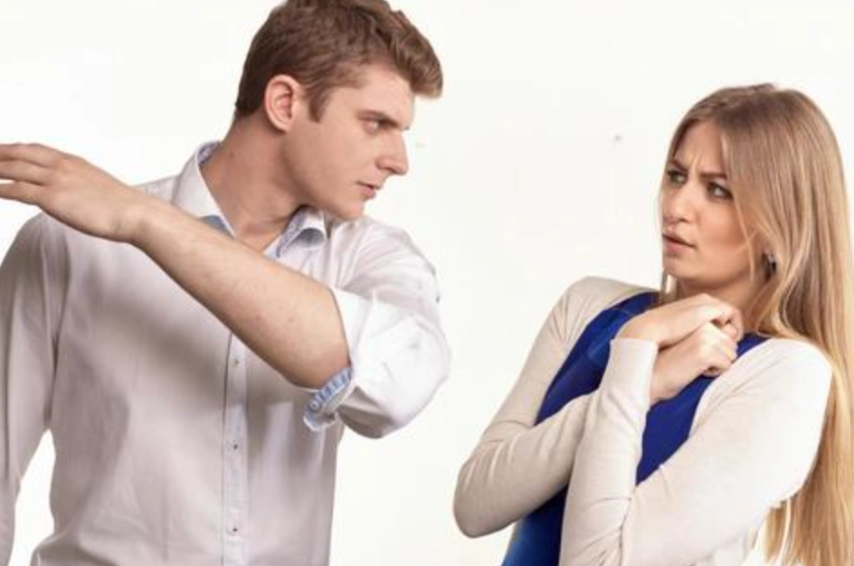 夢見被人攻擊 解夢