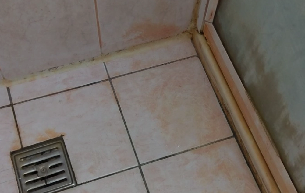 浴室水垢清潔 浴室水垢清潔