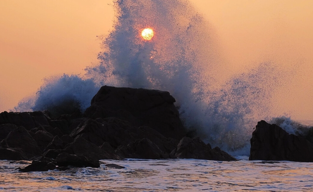 周公解夢海水漲潮