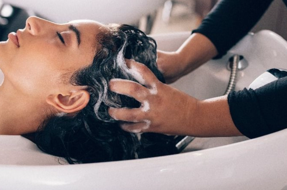 夢見去髮廊洗頭 意思 夢見去髮廊洗頭 意思