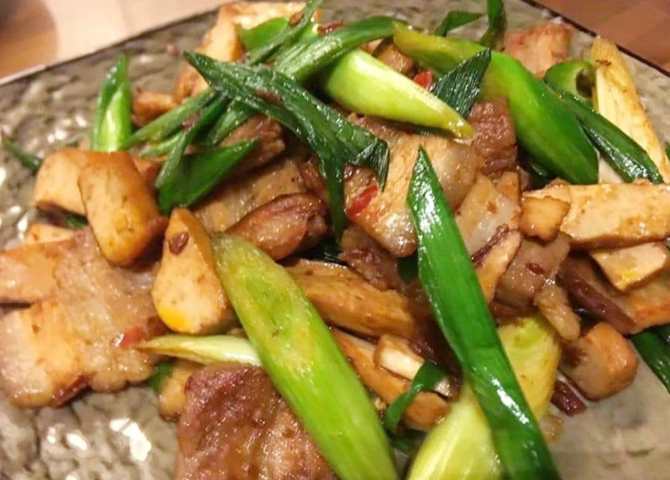 蒜苗回鍋肉食譜